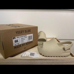 Toddler Yeezy Slide
